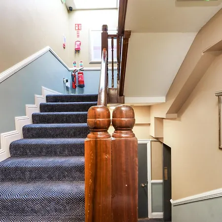 אכסניה Gate קילקני